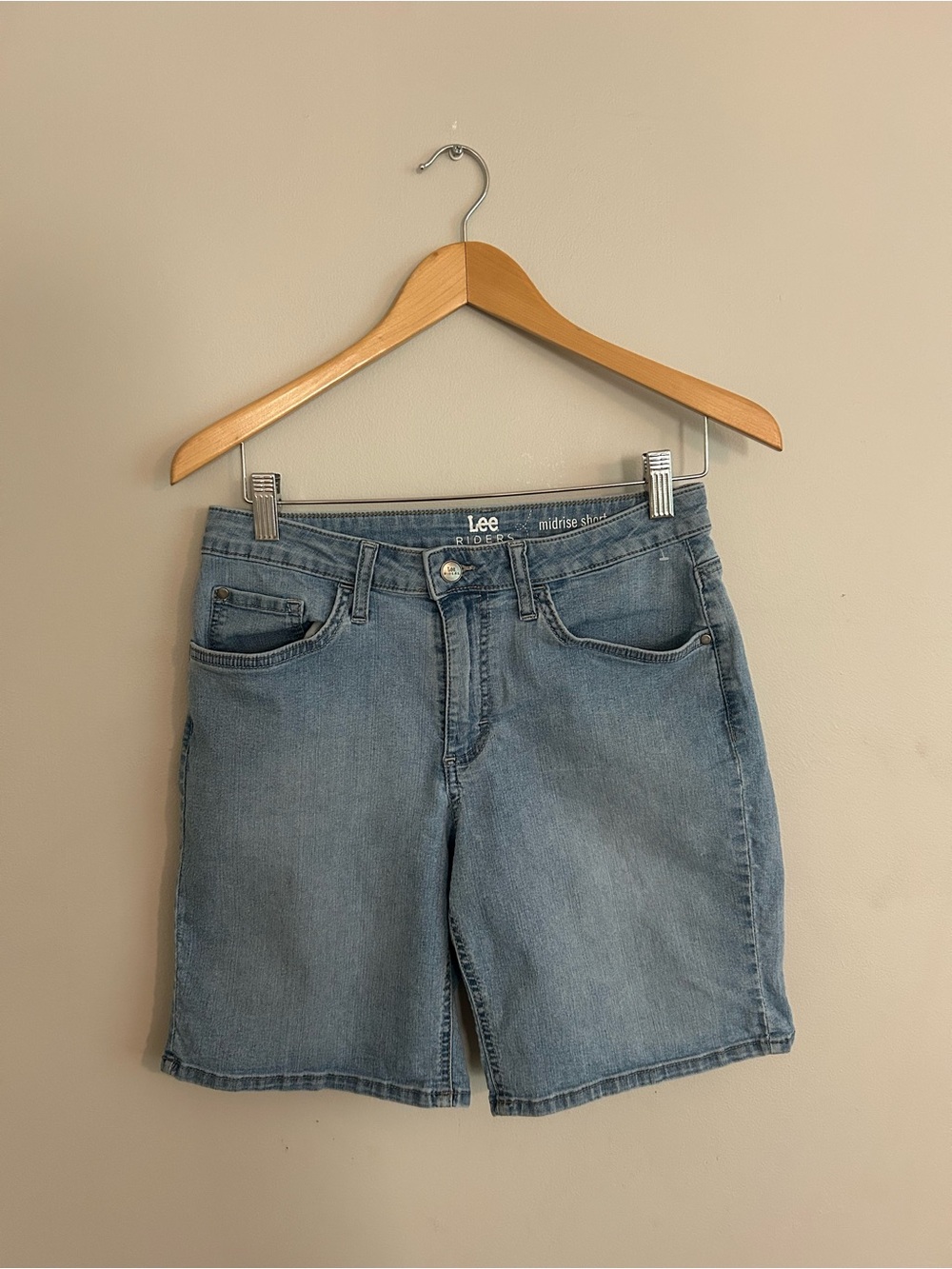 Lee Midrise Light Blue Denim Shorts